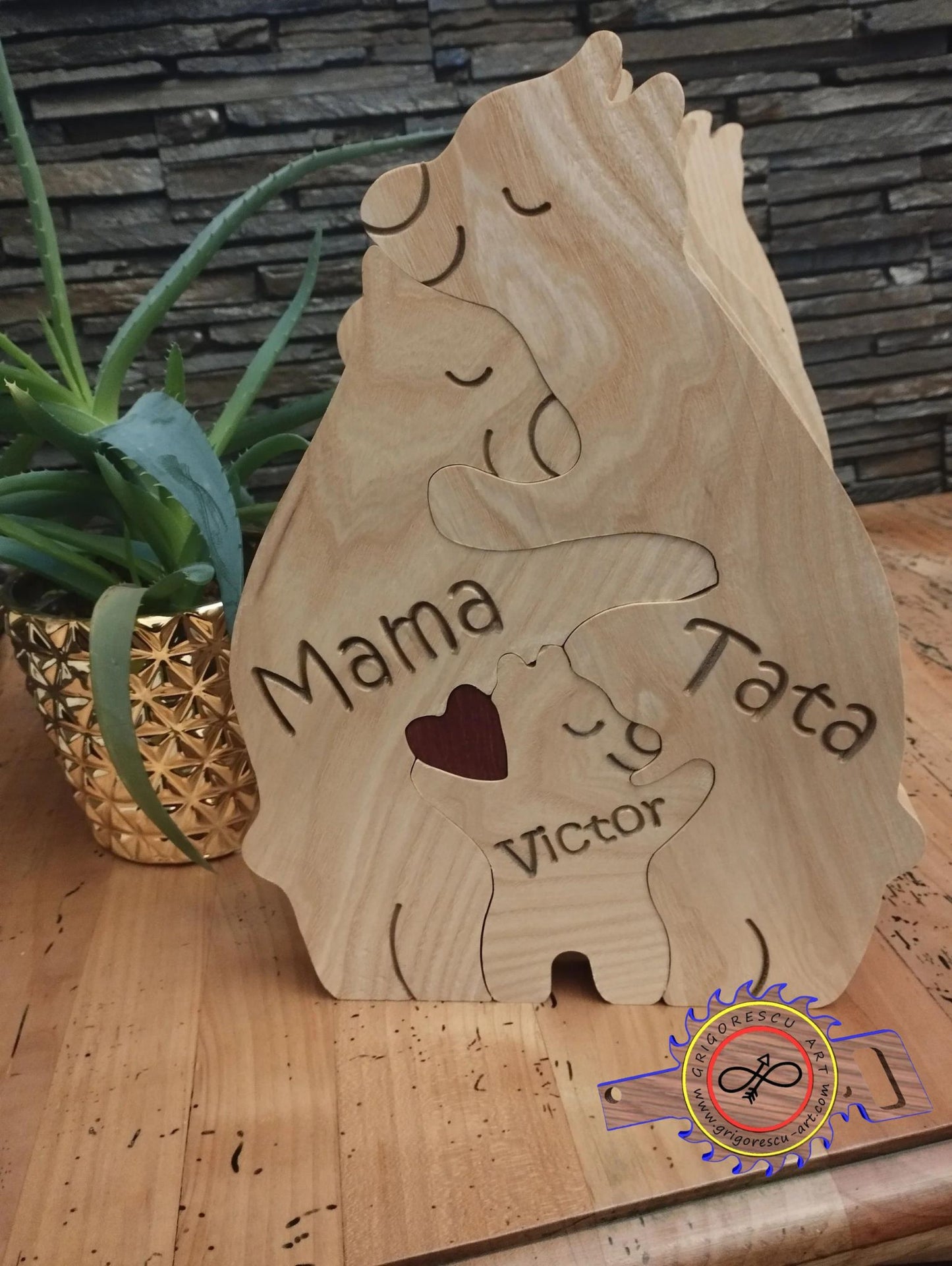 Sculptură personalizabilă din lemn - Familia mea